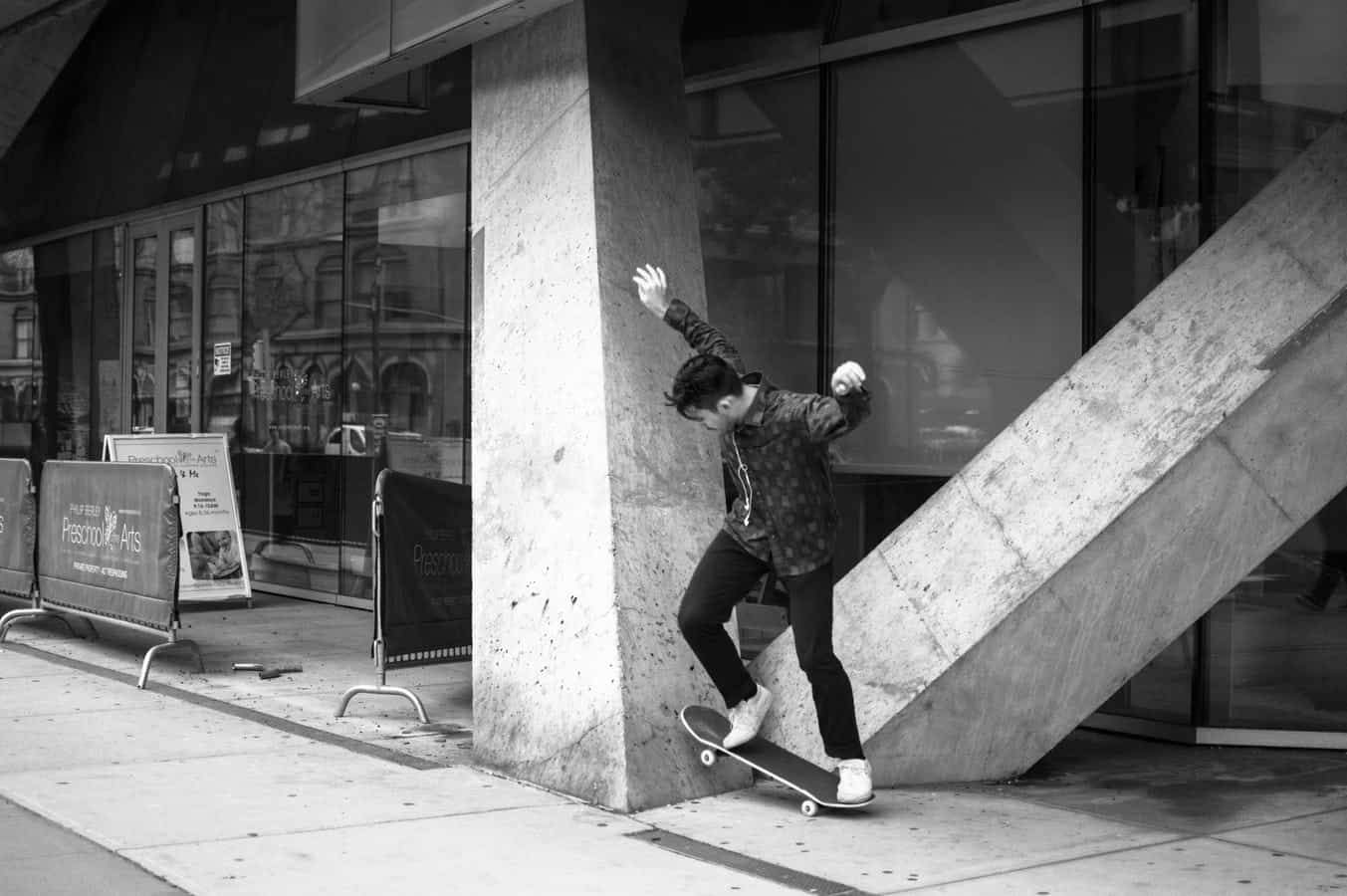 street skating