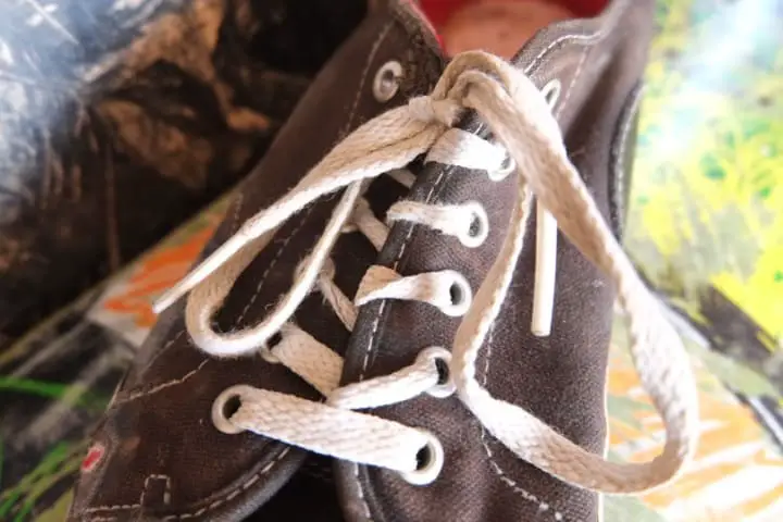 how to lace vans for skateboarding loose 8